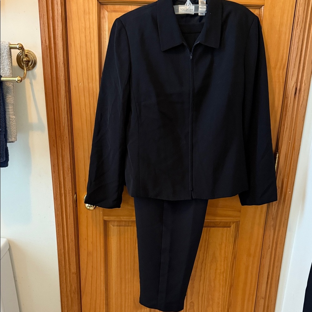 Villager Elegant Black Suit